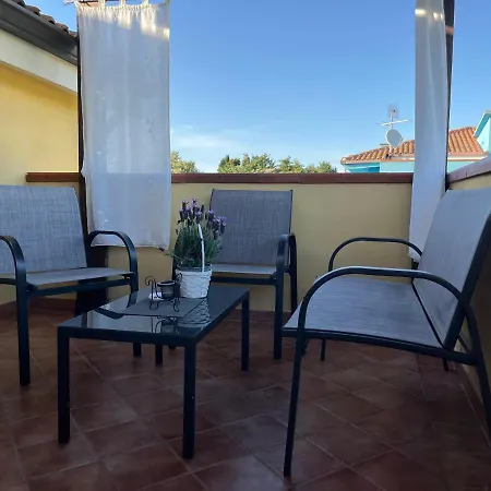 Golden Villa, Residenza Di Campagna *